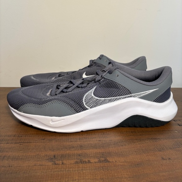 Nike LEGEND ESSENTIAL 3 NN Mens Smoke Grey DM1120-002 Sneakers Shoes 10 - Picture 7 of 7